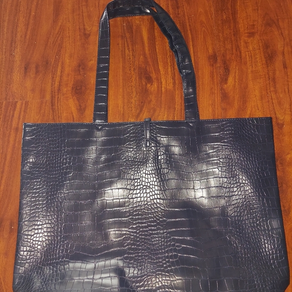 NIB casual tote bag with matching cosmetic holder wrap - Picture 3 of 7